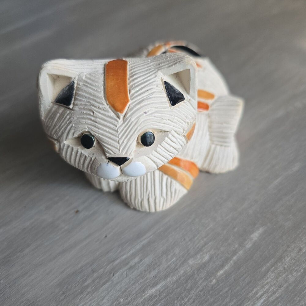Vintage Artesania Rinconada Calico Cat Figurine #190